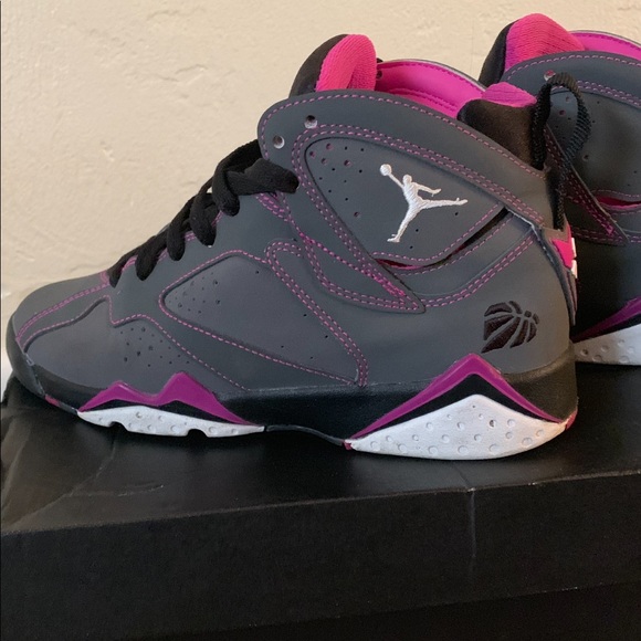 RETRO 7 Jordan’s 30th addition. - Picture 5 of 8